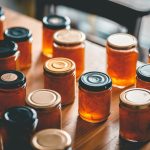 Wyprzedaże i końcówki kolekcji – jak upolować tani dywan?